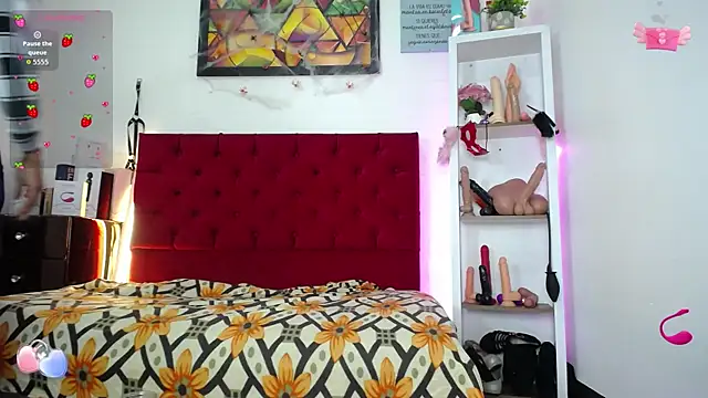 louise nails online show from November 20, 2025, 3:12 pm