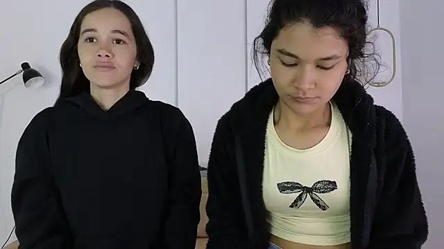 sexychanell 18 online show from February 23, 2026, 1:19 pm