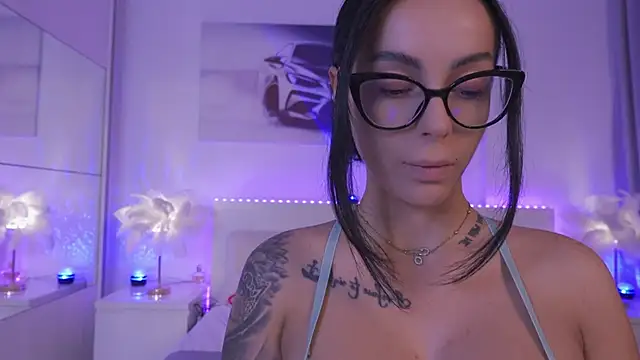 Snapshot of Mazeekiin30X chatting on November 6, 2025, 3:57 pm Mazeekiin30X online show from November 6, 2025, 3:57 pm