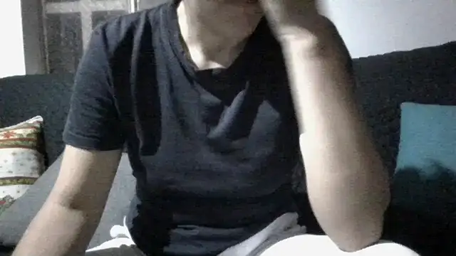 Snapshot of RAYA_1 chatting on December 6, 2024, 11:25 pm RAYA 1 online show from December 6, 2024, 11:25 pm