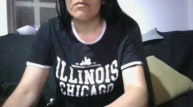 Snapshot of RAYA_1 chatting on March 10, 2025, 11:27 pm RAYA 1 online show from March 10, 2025, 11:27 pm