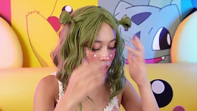 miss  maria online show from March 18, 2026, 6:11 pm