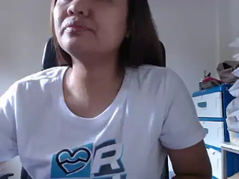 xTheLastVIRGINx online show from January 8, 2025, 6:09 am