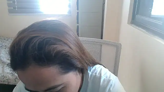 xTheLastVIRGINx online show from October 22, 2025, 6:35 am