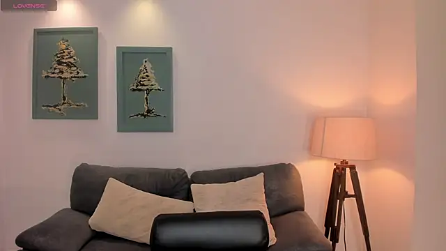 Snapshot of JuanitaClay chatting on December 31, 2024, 12:04 pm JuanitaClay online show from December 31, 2024, 12:04 pm