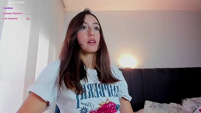 Snapshot of catimore chatting on November 11, 2025, 3:01 pm catimore online show from November 11, 2025, 3:01 pm