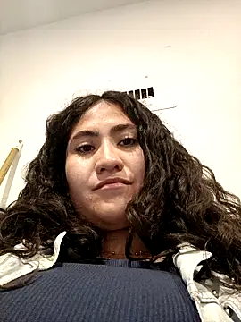 Snapshot of francesca_baker1007 chatting on December 8, 2024, 1:02 am francesca baker1007 online show from December 8, 2024, 1:02 am