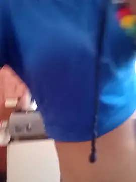 valeriaswang Lucas online show from September 21, 2025, 3:35 pm