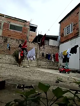 valeriaswang Lucas online show from October 8, 2025, 3:53 pm