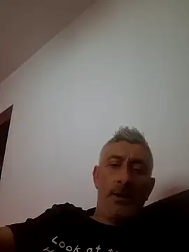 DildoG45 online show from May 9, 2026, 6:18 am