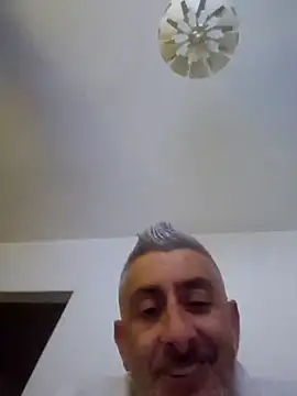 cuci45 online show from October 4, 2025, 8:51 pm