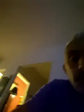 cuci45 online show from November 6, 2025, 6:20 pm