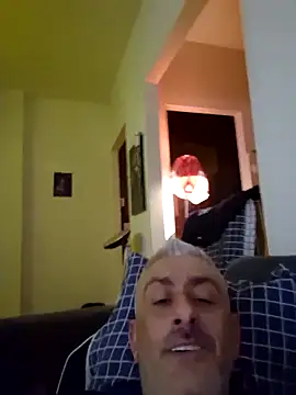 Snapshot of cuci45 chatting on February 7, 2026, 10:57 pm cuci45 online show from February 7, 2026, 10:57 pm