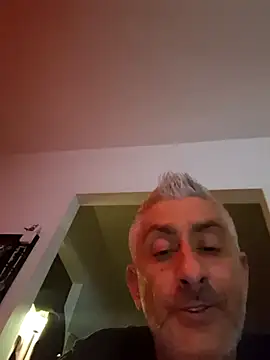 Snapshot of cuci45 chatting on February 21, 2026, 11:17 pm cuci45 online show from February 21, 2026, 11:17 pm