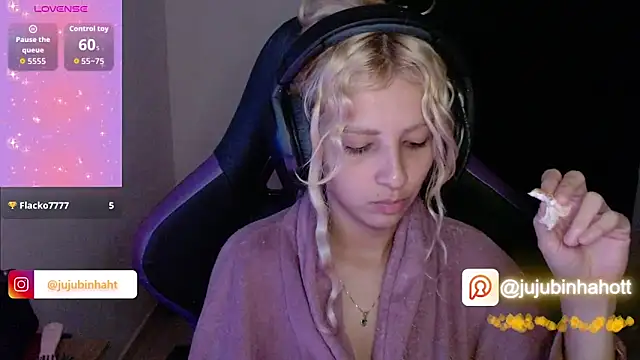 Snapshot of jujubinhahot chatting on October 16, 2025, 2:12 am jujubinhahot online show from October 16, 2025, 2:12 am