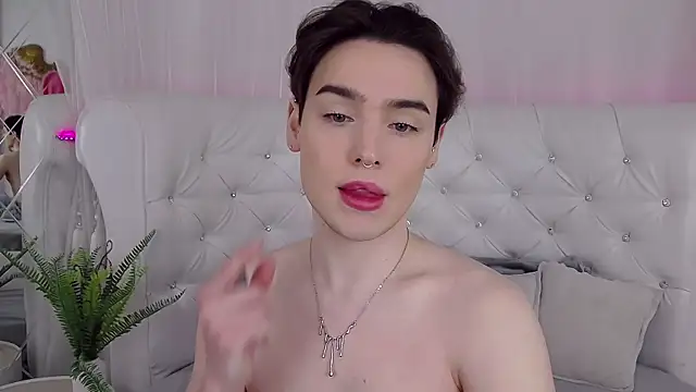 Snapshot of RobbyCharming chatting on April 20, 2026, 4:48 am RobbyCharming online show from April 20, 2026, 4:48 am