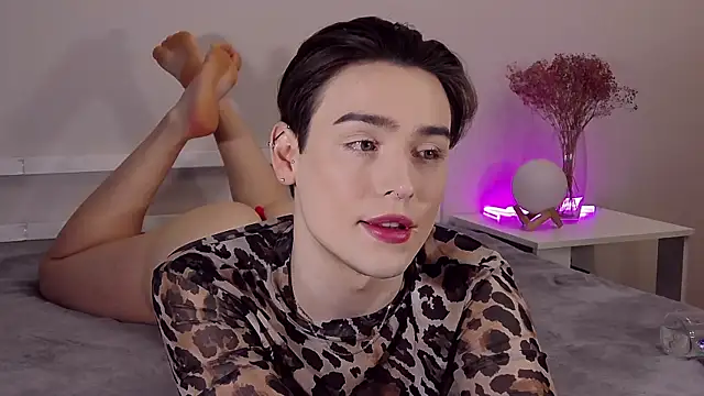 Snapshot of RobbyCharming chatting on May 11, 2026, 5:24 am RobbyCharming online show from May 11, 2026, 5:24 am