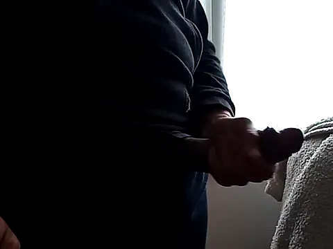 Malcomvs97 online show from February 14, 2026, 2:47 pm