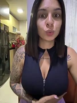 charlotte stevenss  online show from January 8, 2025, 1:52 pm