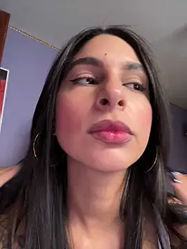 Snapshot of charlotte_stevenss_ chatting on May 9, 2026, 2:33 pm charlotte stevenss online show from May 9, 2026, 2:33 pm
