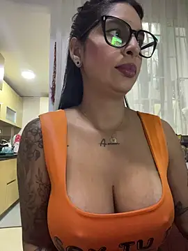 Snapshot of charlotte_stevenss_ chatting on May 19, 2026, 1:17 pm charlotte stevenss online show from May 19, 2026, 1:17 pm