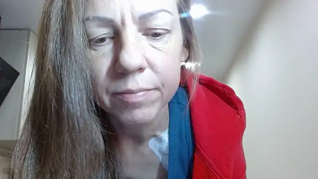 Snapshot of Popppka chatting on December 15, 2024, 4:15 pm Popppka online show from December 15, 2024, 4:15 pm