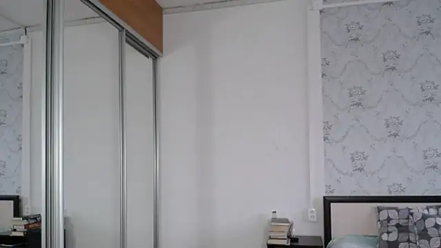 Snapshot of Popppka chatting on October 25, 2025, 11:40 am Popppka online show from October 25, 2025, 11:40 am