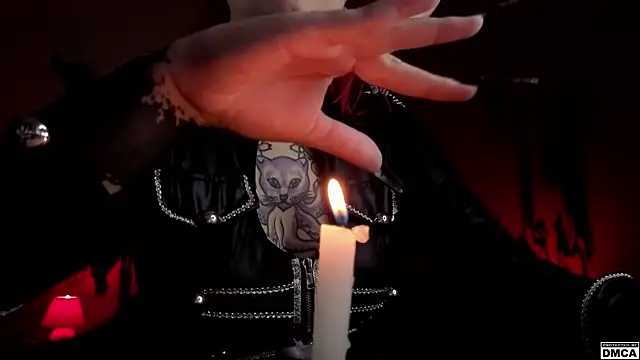 Snapshot of Amanita__Pantherina chatting on November 12, 2025, 1:22 pm Amanita Pantherina online show from November 12, 2025, 1:22 pm