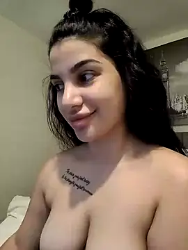 Snapshot of Samira30 chatting on December 2, 2024, 12:18 pm Samira30 online show from December 2, 2024, 12:18 pm