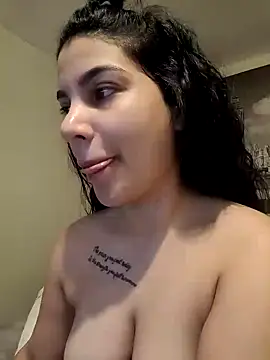 Snapshot of Samira30 chatting on December 16, 2024, 8:31 am Samira30 online show from December 16, 2024, 8:31 am