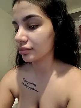 Snapshot of Samira30 chatting on December 16, 2024, 11:33 am Samira30 online show from December 16, 2024, 11:33 am