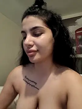 Snapshot of Samira30 chatting on December 17, 2024, 8:56 am Samira30 online show from December 17, 2024, 8:56 am