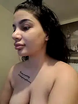 Snapshot of Samira30 chatting on December 19, 2024, 8:56 am Samira30 online show from December 19, 2024, 8:56 am