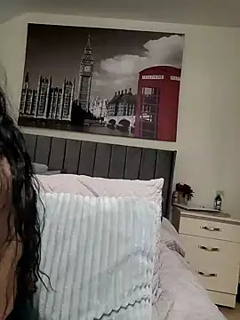 Snapshot of Samira30 chatting on January 3, 2025, 8:32 am Samira30 online show from January 3, 2025, 8:32 am