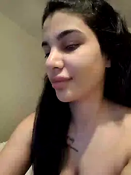 Snapshot of Samira30 chatting on February 3, 2025, 8:35 am Samira30 online show from February 3, 2025, 8:35 am