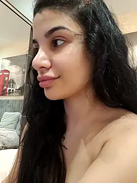 Snapshot of Samira30 chatting on March 7, 2025, 11:40 am Samira30 online show from March 7, 2025, 11:40 am