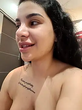 Snapshot of Samira30 chatting on March 12, 2025, 9:02 am Samira30 online show from March 12, 2025, 9:02 am