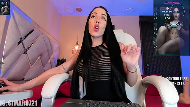 Snapshot of marcela_Davila chatting on December 13, 2024, 3:05 am marcela Davila online show from December 13, 2024, 3:05 am