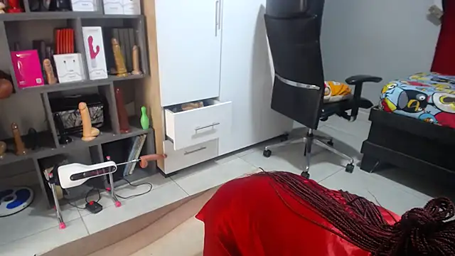 Shaniko89 online show from September 28, 2025, 12:54 pm