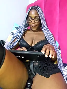 Shaniko89 online show from April 7, 2026, 8:31 pm