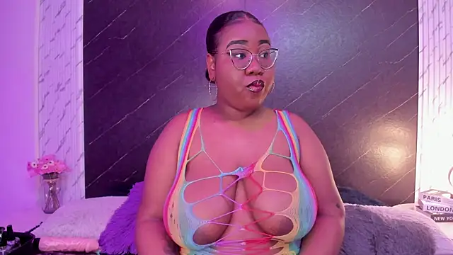 Snapshot of Darnellqueen chatting on September 18, 2025, 3:52 am Darnellqueen online show from September 18, 2025, 3:52 am