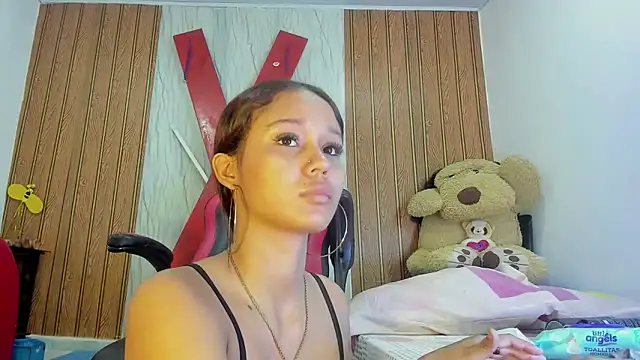 MarianaManzur online show from February 24, 2026, 2:59 pm