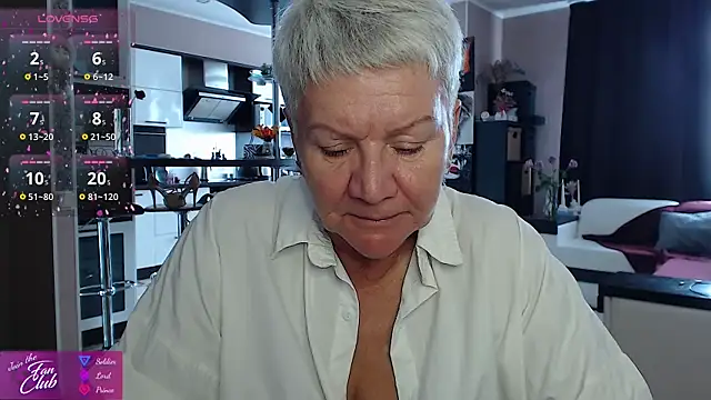 roxana brooks online show from July 6, 2026, 10:56 am