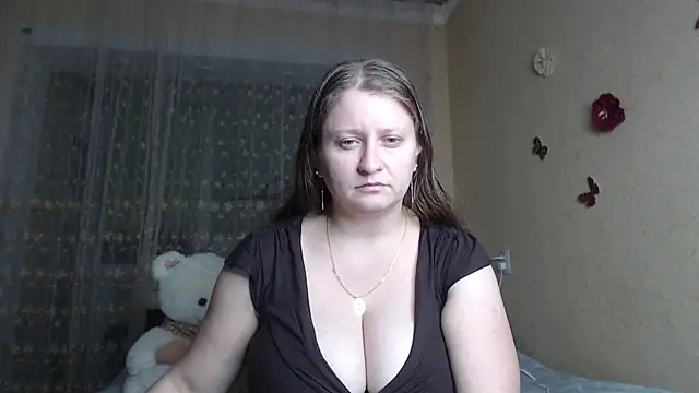 CumCpl online show from October 18, 2025, 9:04 pm