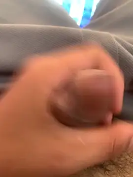 Hullax online show from September 21, 2025, 4:25 am