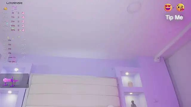 Isabella Daniell online show from March 1, 2025, 6:57 am