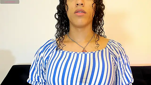 LunaGudi online show from March 14, 2025, 11:12 am