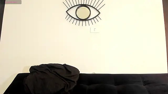 LunaGudi online show from March 21, 2025, 11:12 am