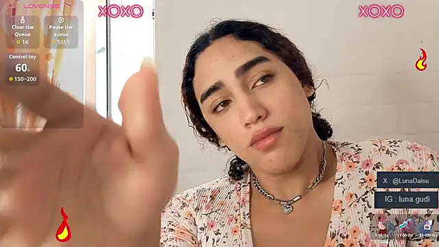 LunaGudi online show from September 17, 2025, 12:07 pm