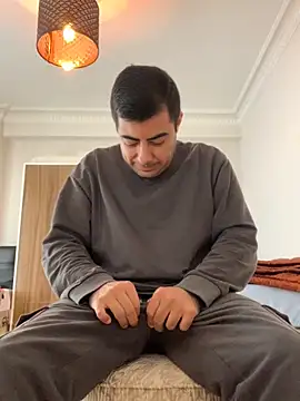 Snapshot of _Playboy_ chatting on November 8, 2025, 9:20 am Playboy online show from November 8, 2025, 9:20 am